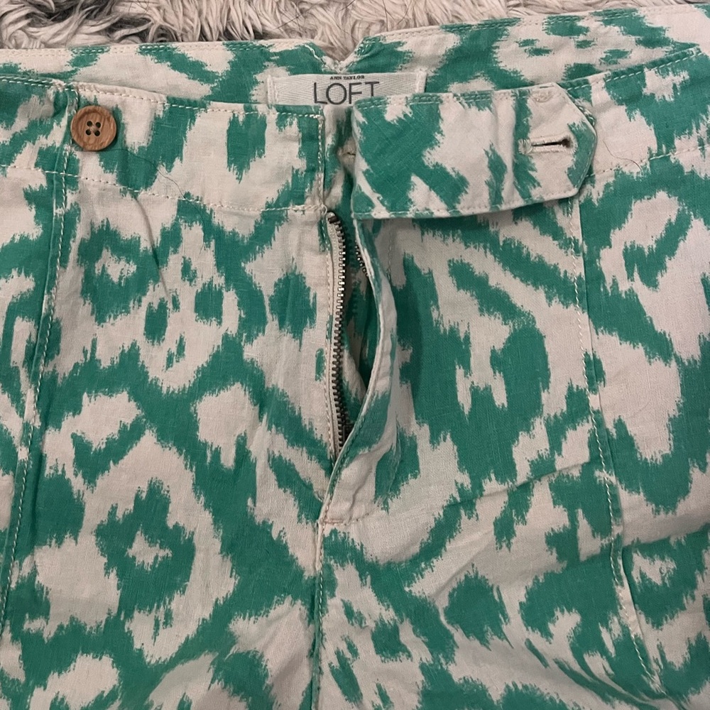 Patterned Shorts - Picture 2 of 5